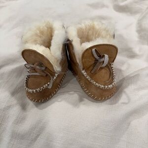 Wool baby moccasins/slippers